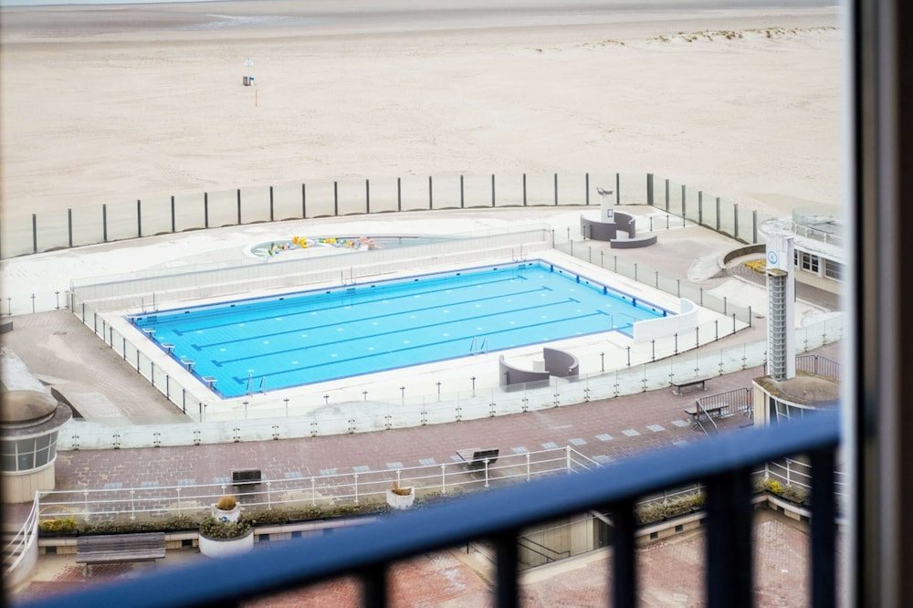 Apartment by Belgian Coast with Beach Views — 4-Star Luxury Hotel in Oostduinkerke, Belgium