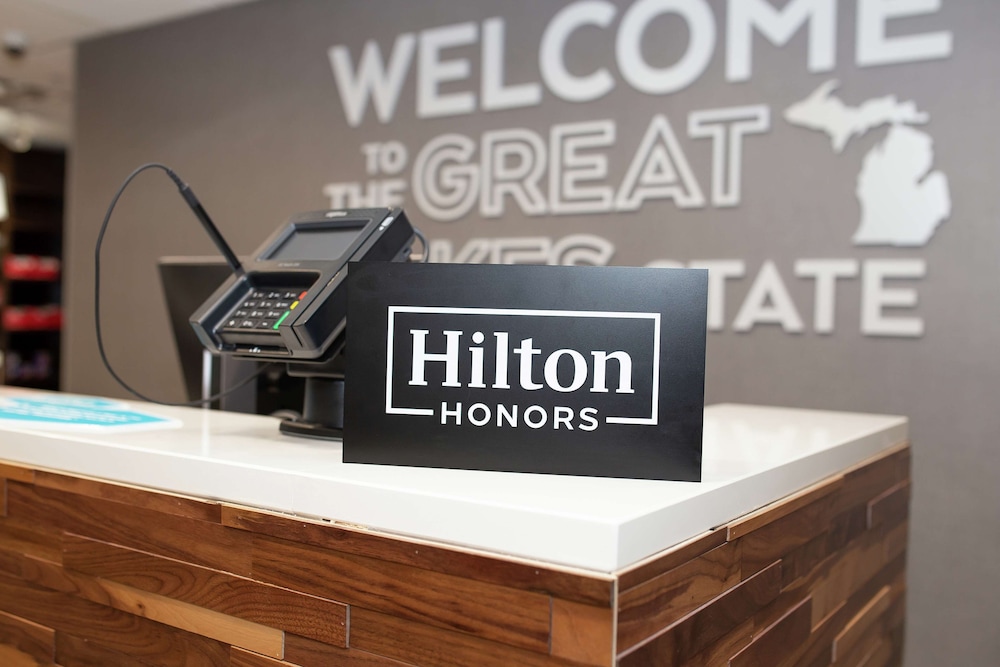 Hampton Inn & Suites Dundee - photo 7