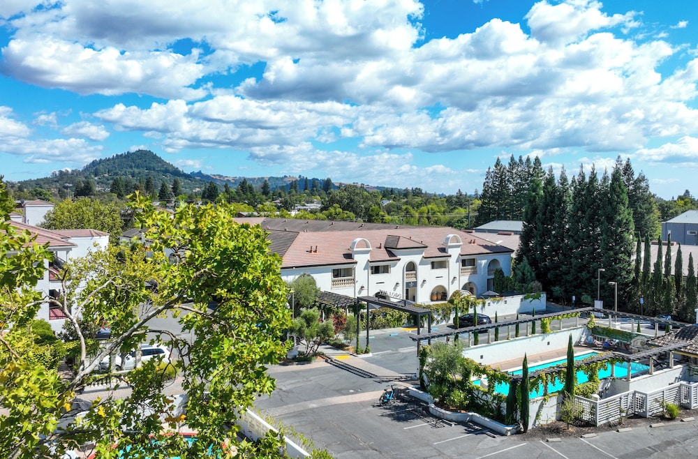 The Lodge at Healdsburg tapestry Collection by Hilton - photo 69