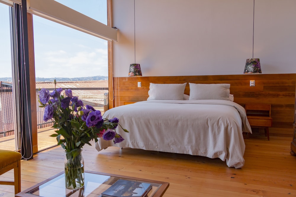 Augusta Hotel in Valparaiso, Chile