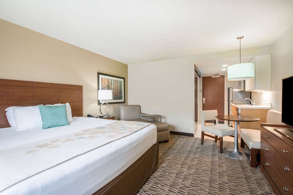 Hawthorn Suites by Wyndham Bridgeport Clarksburg - photo 8