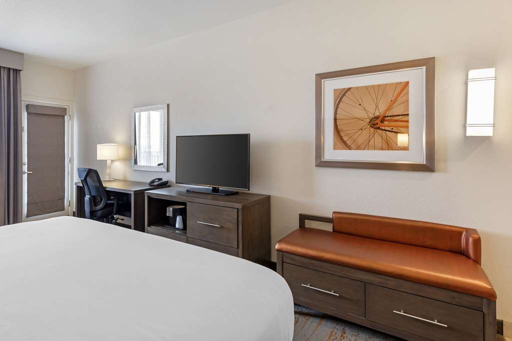 Comfort Inn & Suites Brighton Denver NE Medical Center - photo 15