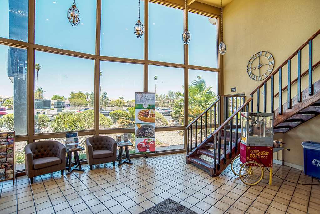 Quality Inn & Suites Phoenix NW Sun City - photo 6