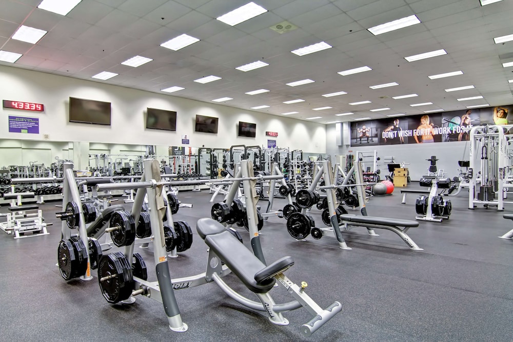 DoubleTree by Hilton Hotel Pleasanton at the Club - photo 32