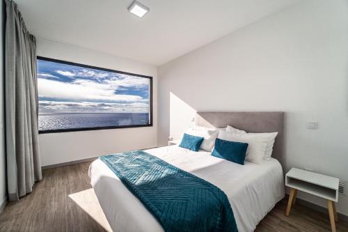 Guesthouse Olival — 4-Star Luxury Hotel in Santa Cruz, Portugal