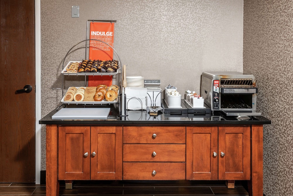 Hampton Inn Fall River Westport - photo 50