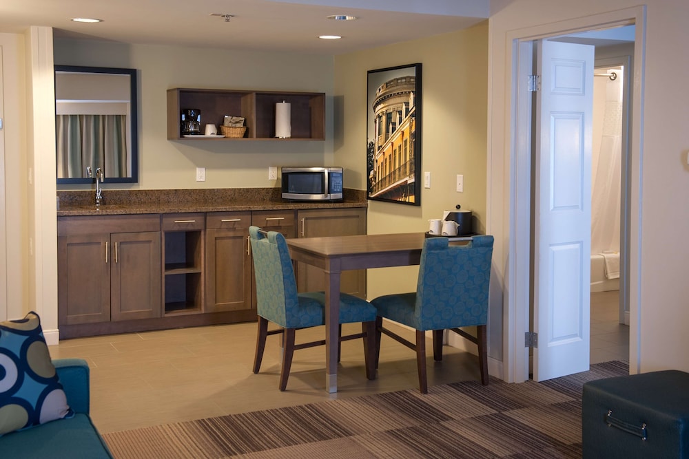 Hampton Inn & Suites New Orleans Elmwood Clearview Pkway LA - photo 30
