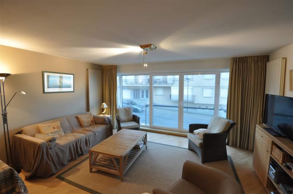 Apartment in Duinbergen with Side Sea View — 4-Star Luxury Hotel in Knokke-Heist, Belgium