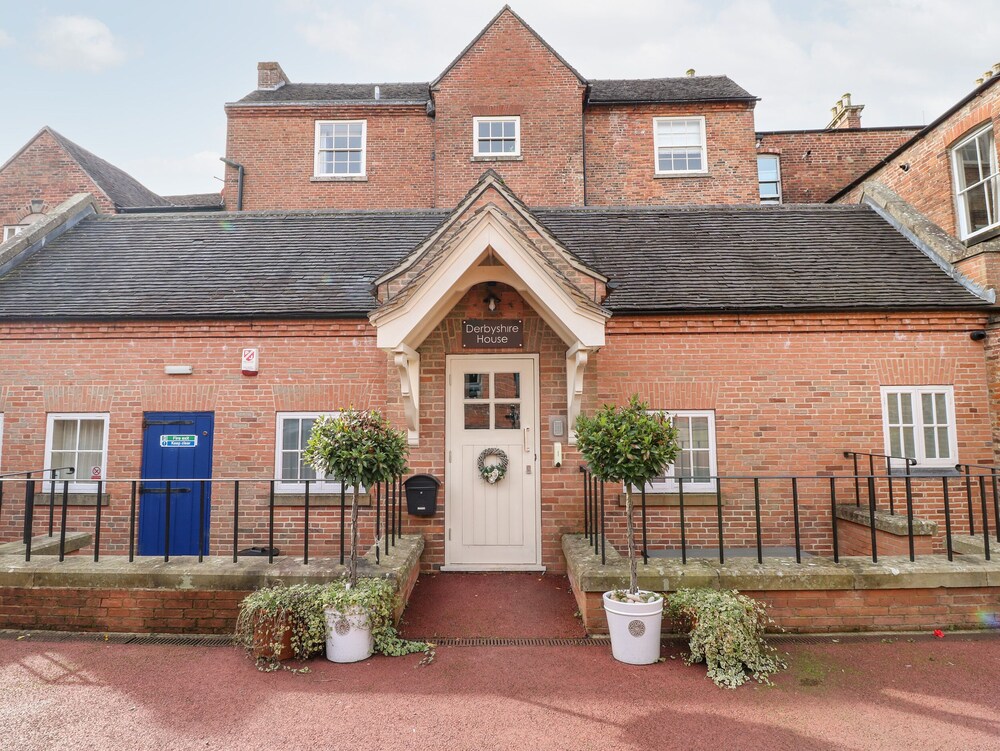 Dovedale — 5-Star Luxury Hotel in Ashbourne, United Kingdom