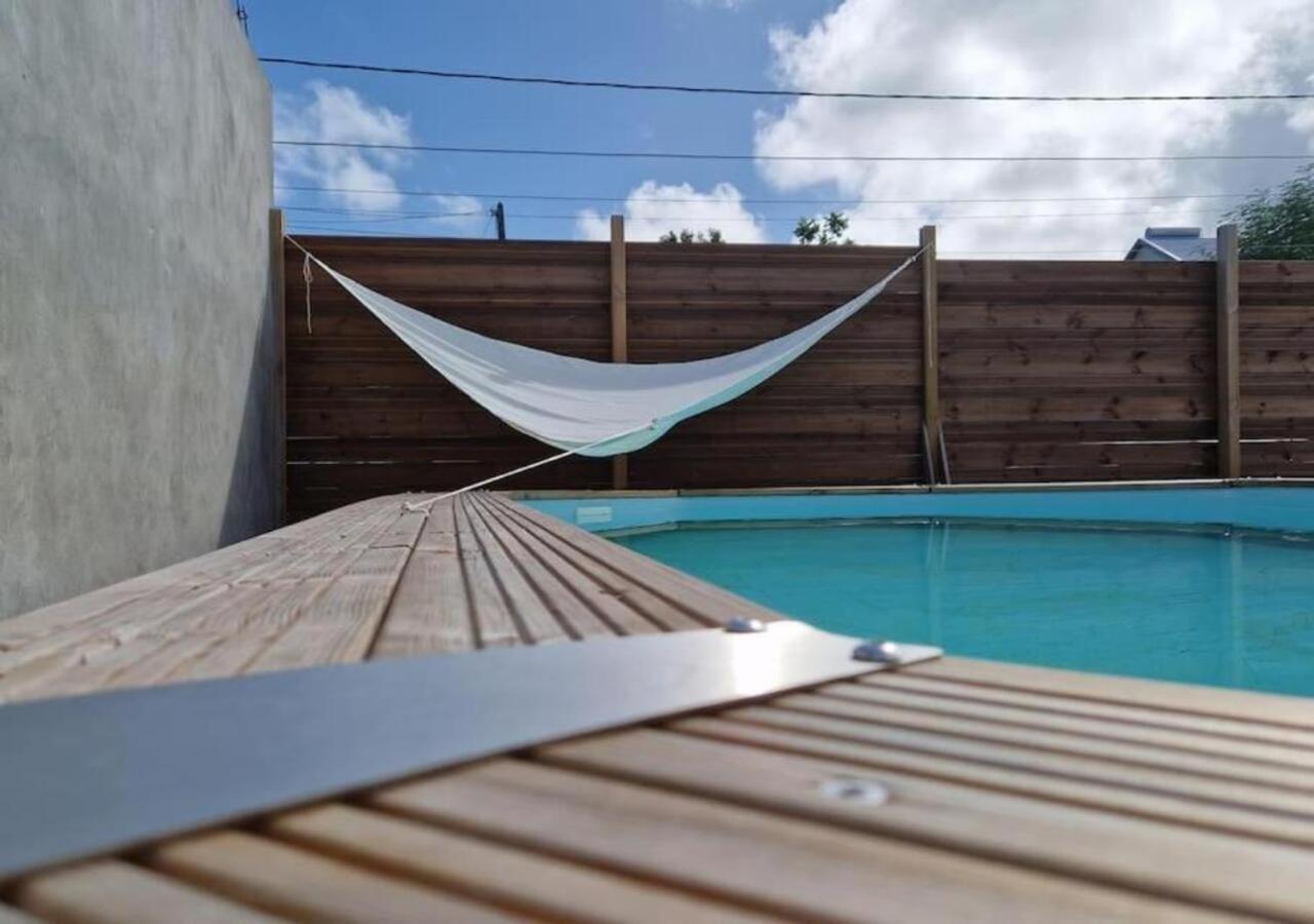 Maïlly Charmante villa T5 avec piscine Empire House — 4-Star Luxury Hotel in Capesterre-Belle-Eau, Guadeloupe