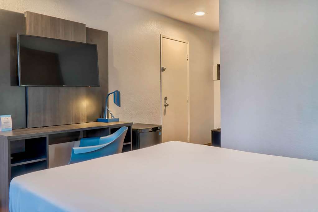 Motel 6 El Monte CA Los Angeles - photo 15