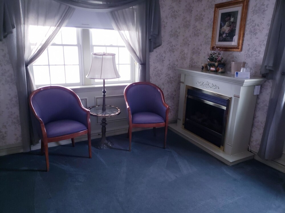 Lowell Inn - photo 133