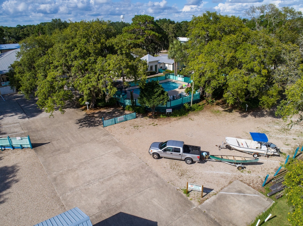 Steinhatchee River Inn - photo 76