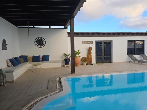 Villa Nazoly — 4-Star Luxury Hotel in Teguise, Spain