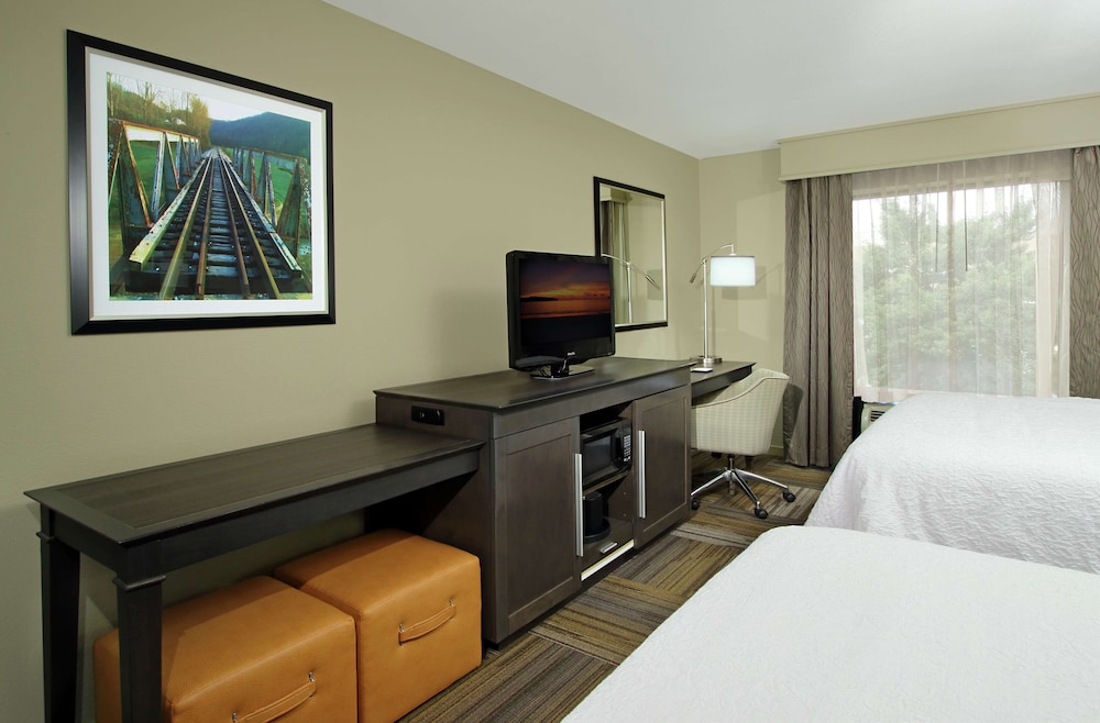 Hampton Inn Jasper - photo 8