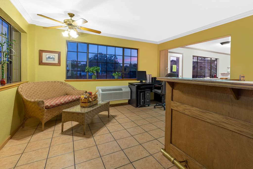 Travelodge by Wyndham Angels Camp CA - photo 3