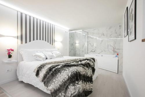 My Piazza Navona Jacuzzi Suite Top Collection — 4-Star Luxury Hotel in Rome, Italy