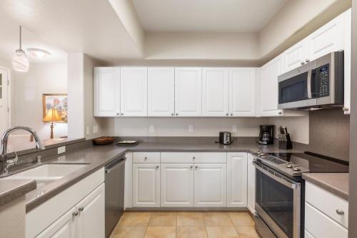 Ko Olina Kai 1059F — 4-Star Luxury Hotel in Kapolei, United States
