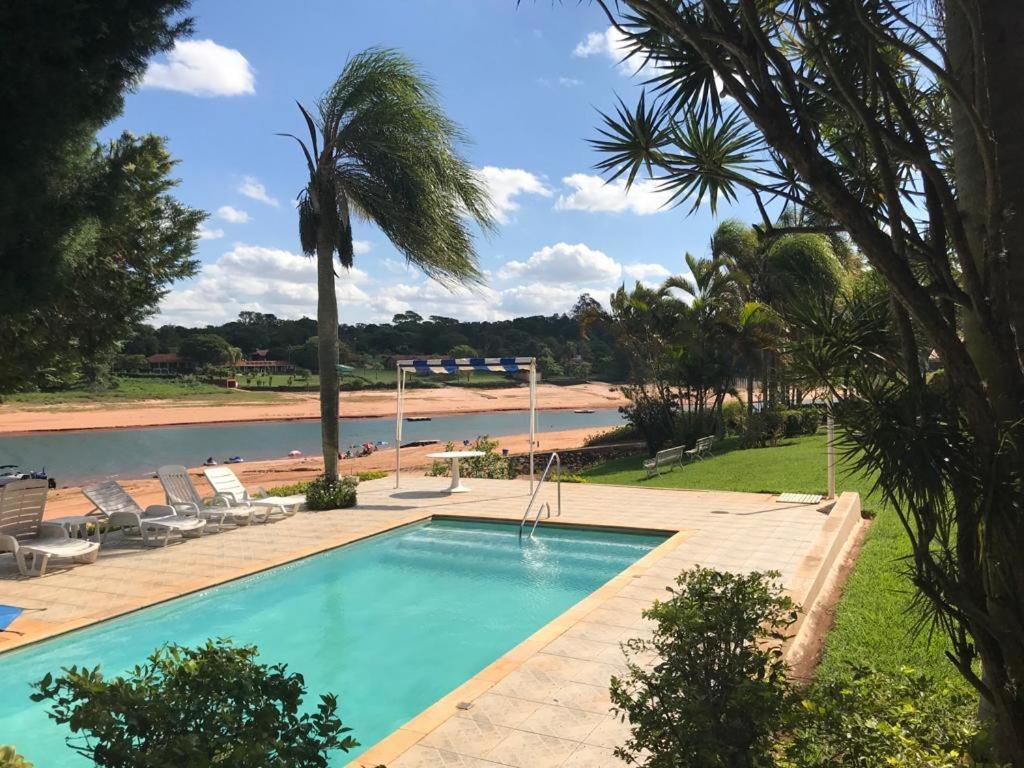 Casa de Campo Inteira de Frente Pra Represa Avare — 4-Star Luxury Hotel in Avare, Brasil