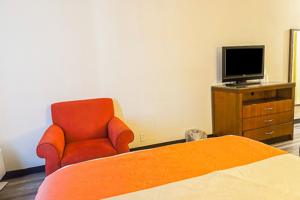Jackson Hotel & Convention Center - photo 42