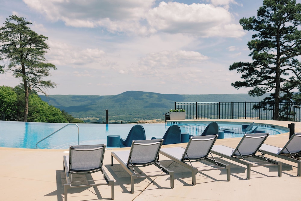 Cloudland at McLemore Resort Lookout Mountain Curio by Hilton - photo 96