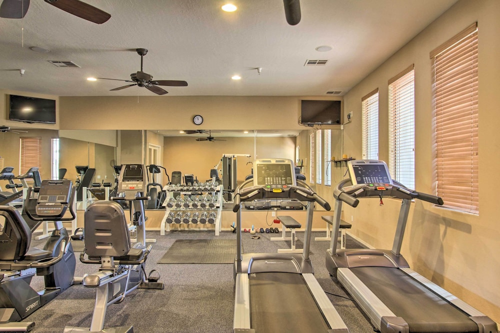 Scottsdale Condo w Balcony & Resort Amenities - photo 38