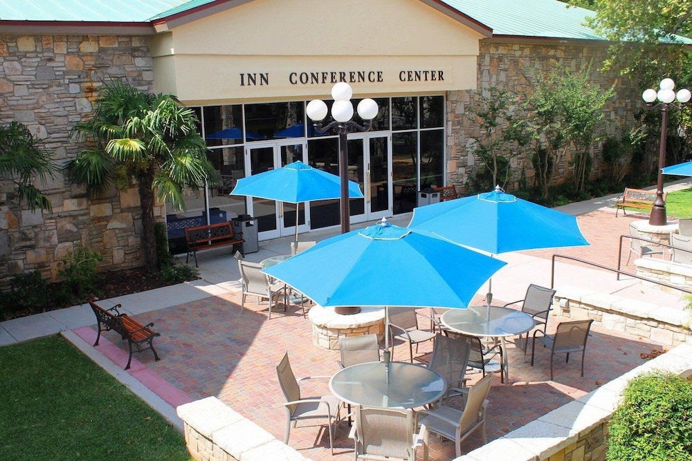 Inn of the Hills Resort and Conference Center - photo 39