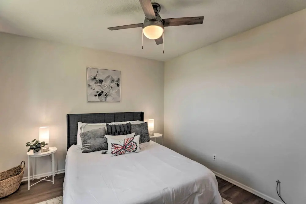 Cozy Hanahan Condo w Cooper River Access — 4-Star Luxury Hotel in Hanahan, United States