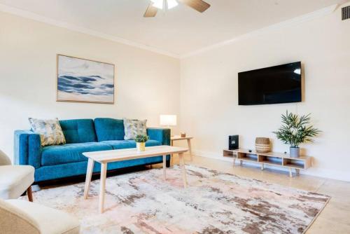 Intracoastal Oasis in a Prime Area w Pool and BBQ in Fort Lauderdale, United States