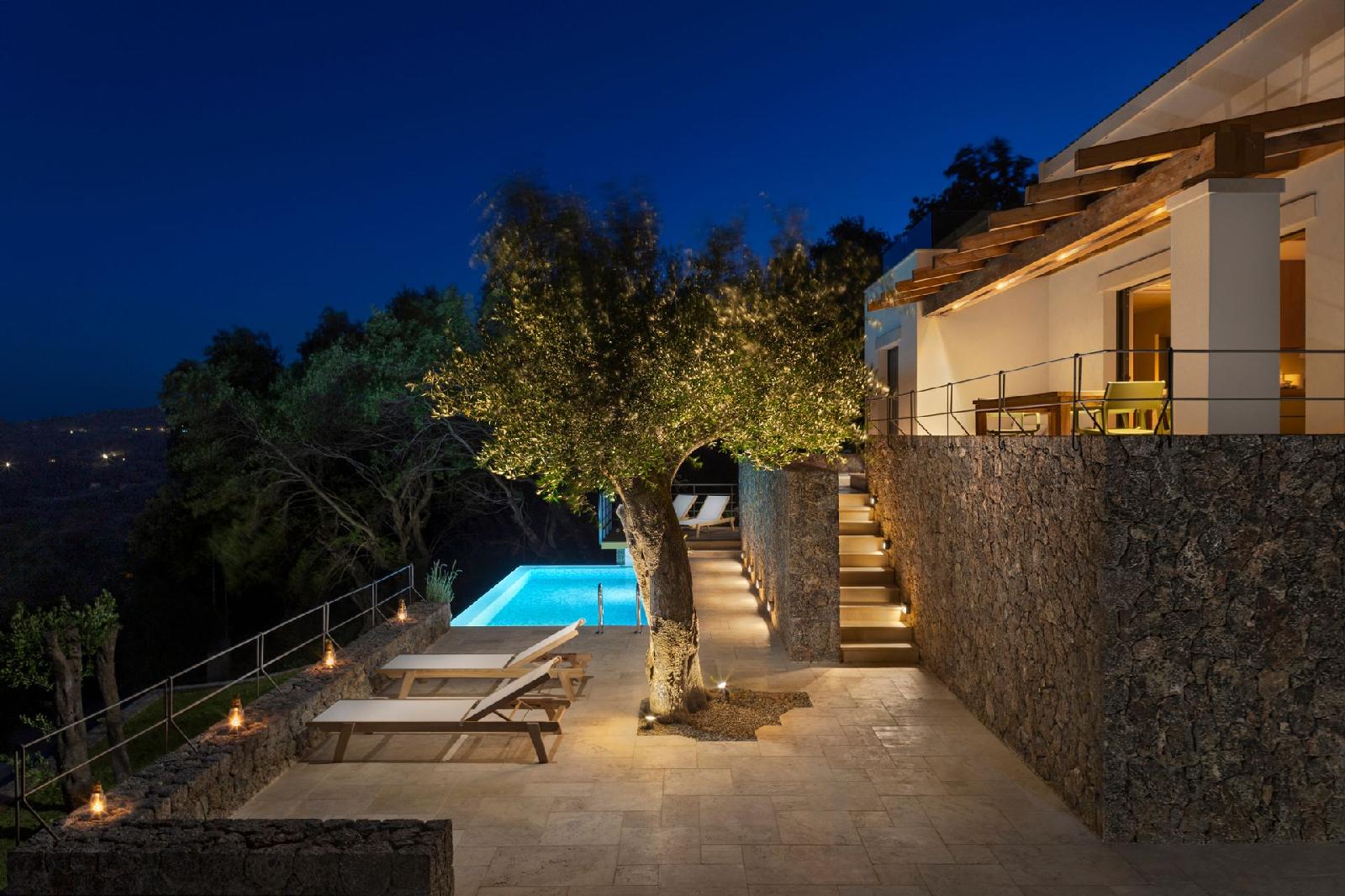 Greenstone Villas — 4-Star Luxury Hotel in Corfu, Greece