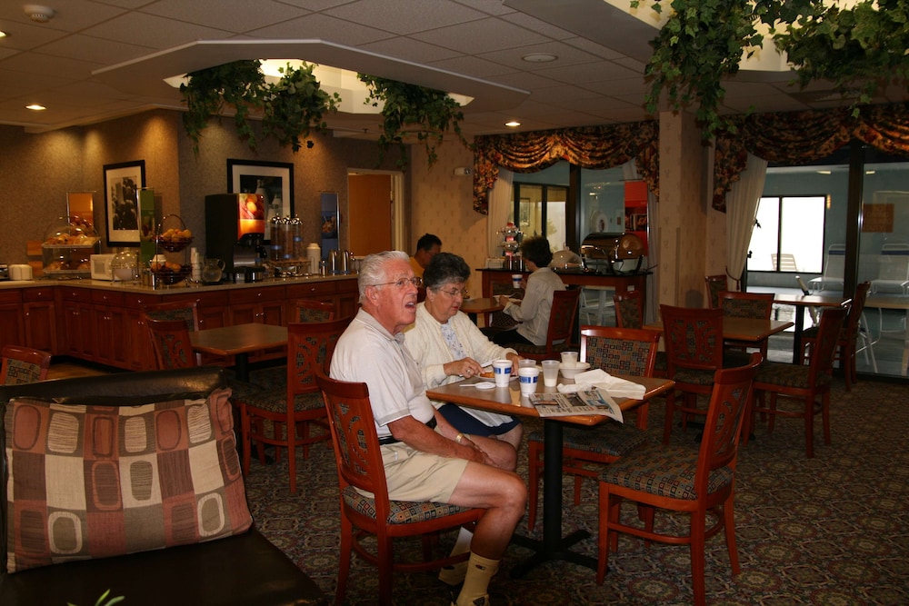 Hampton Inn Dublin - photo 37