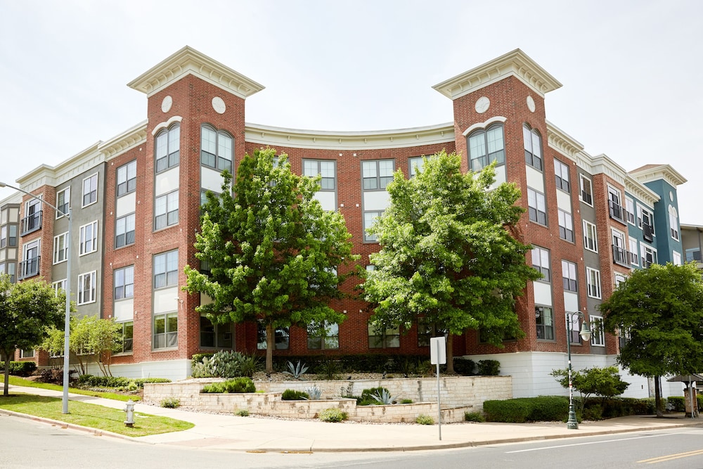 Sonder East Eleventh - featured photo