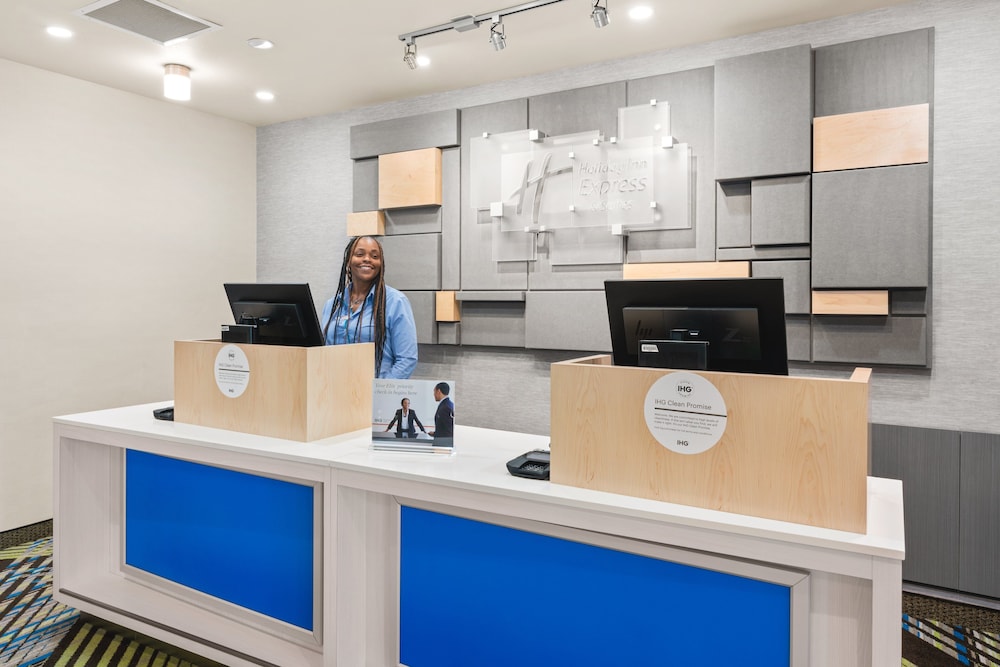 Holiday Inn Express & Suites Suisun City by IHG - photo 57