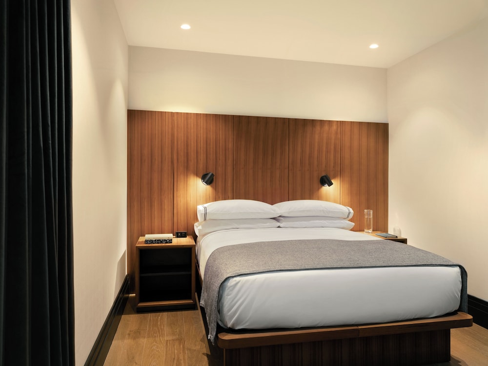 The Moore a Member of Design Hotels - photo 12