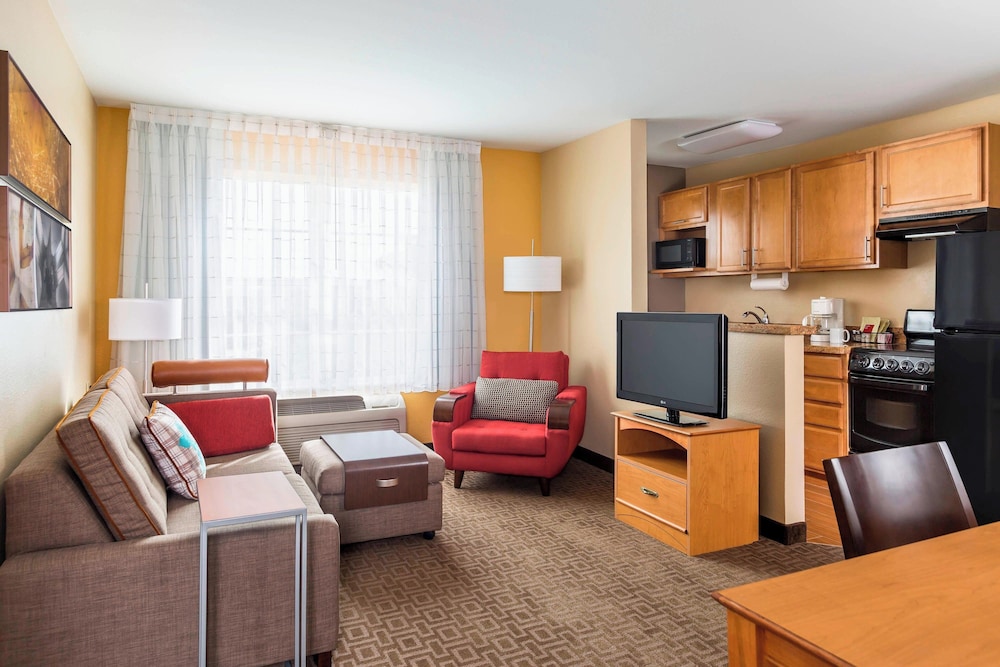 TownePlace Suites By Marriott Phoenix North - photo 8