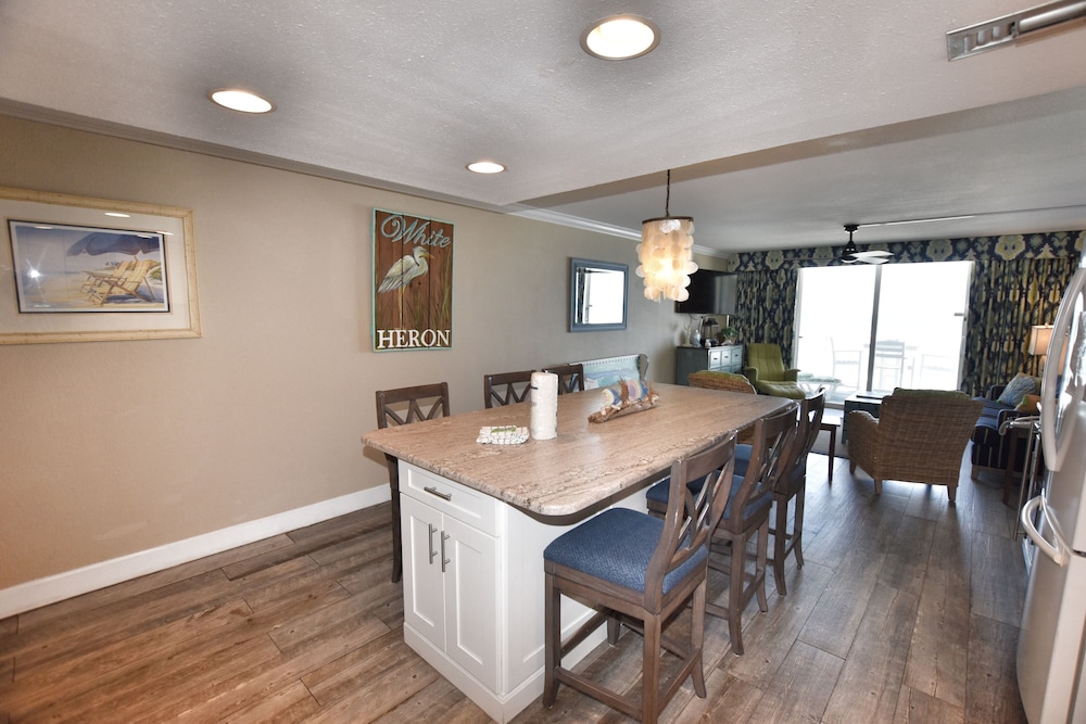 0309 Waters Edge Resort 1 Bedroom Condo by RedAwning - photo 8