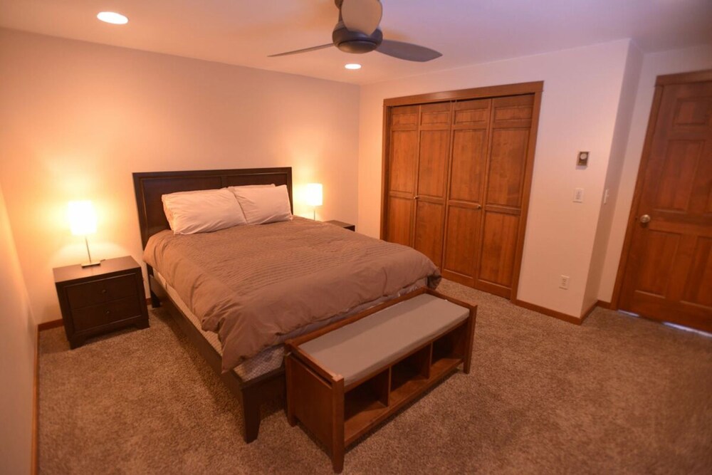Laid Back Lounge by Casago McCall Donerightmanagement - photo 2