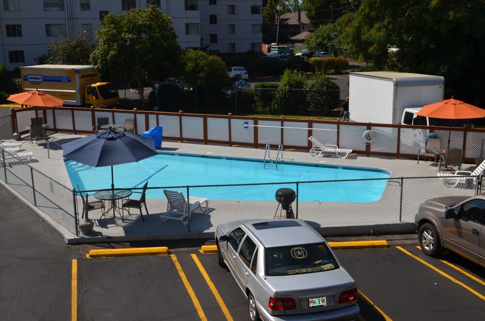 Travelodge by Wyndham Eugene Downtown University of Oregon - photo 62