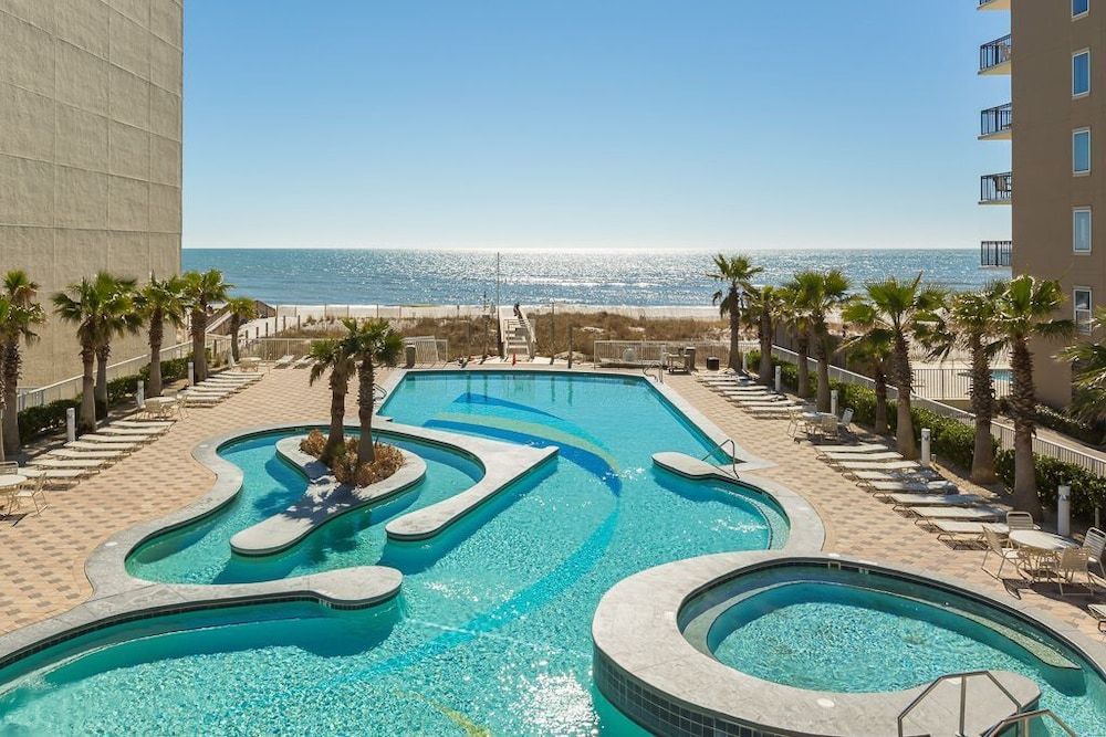 Crystal Tower 1605 by RedAwning — hotel in Gulf Shores