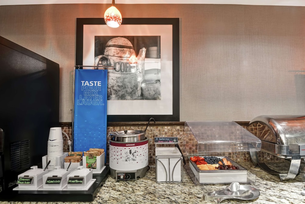 Hampton Inn Charlotte Gastonia - photo 41