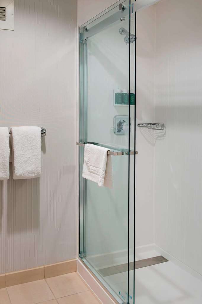 Sonesta Select Whippany Hanover - photo 16