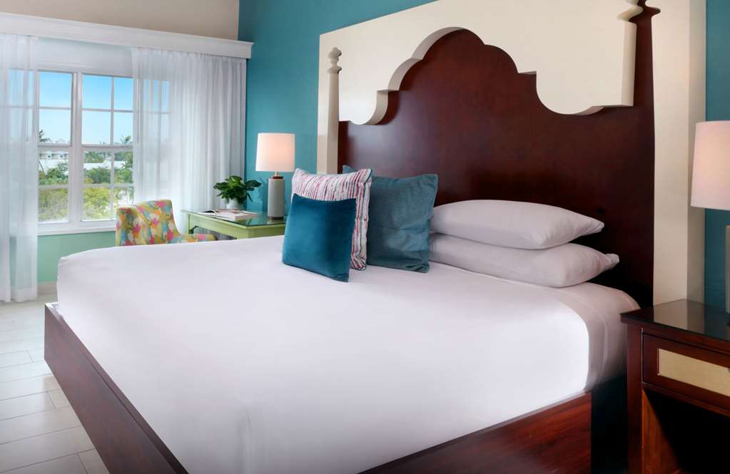 Ocean Key Resort A Noble House Resort - photo 67
