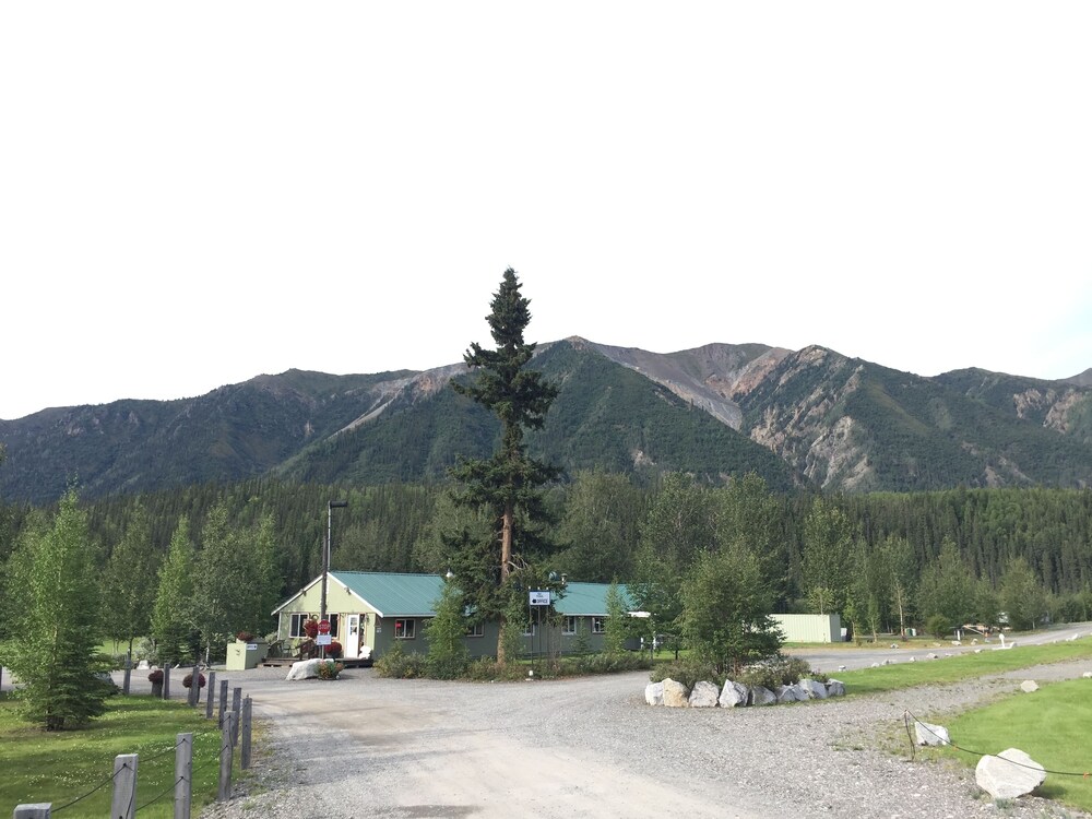 Discovery Yukon Lodgings