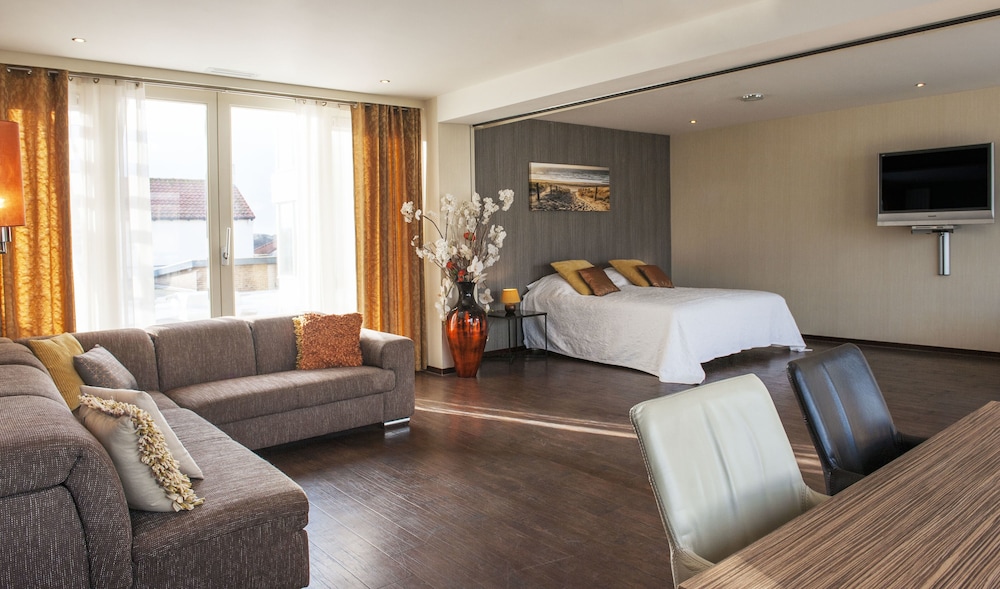 Hotel Restaurant Victoria in Bergen, Netherlands