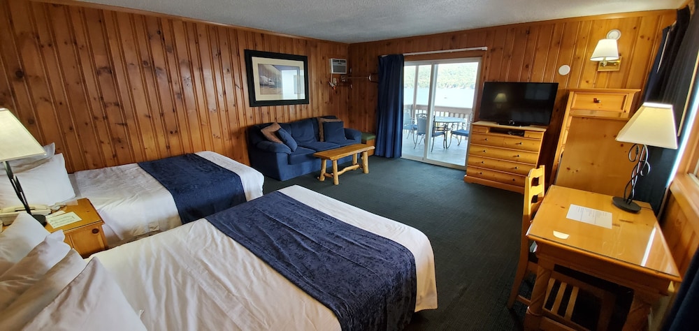 The Lake Motel - photo 57