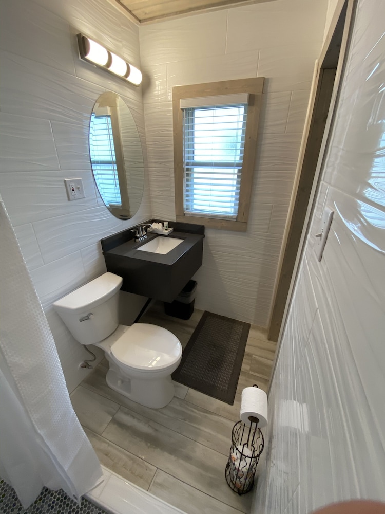 Gulf Coast Inn - photo 44