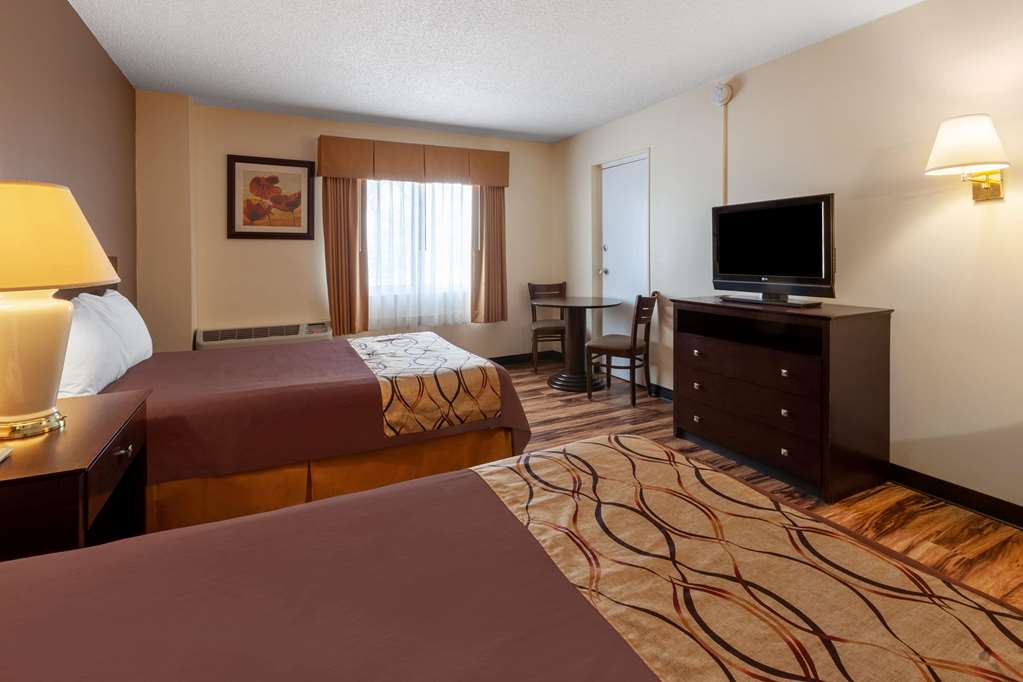 Travelodge by Wyndham Cleveland Airport - photo 22