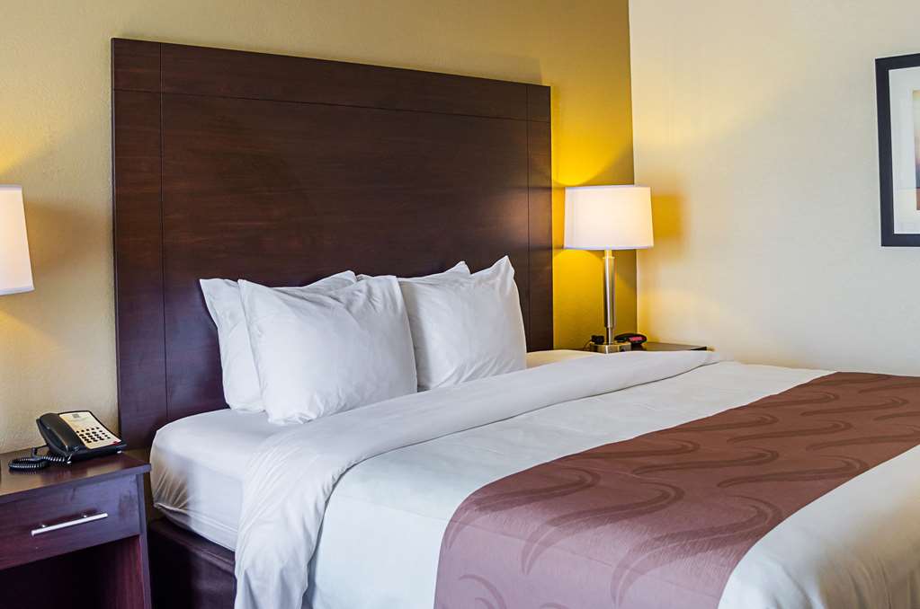 Quality Inn Vicksburg - photo 18