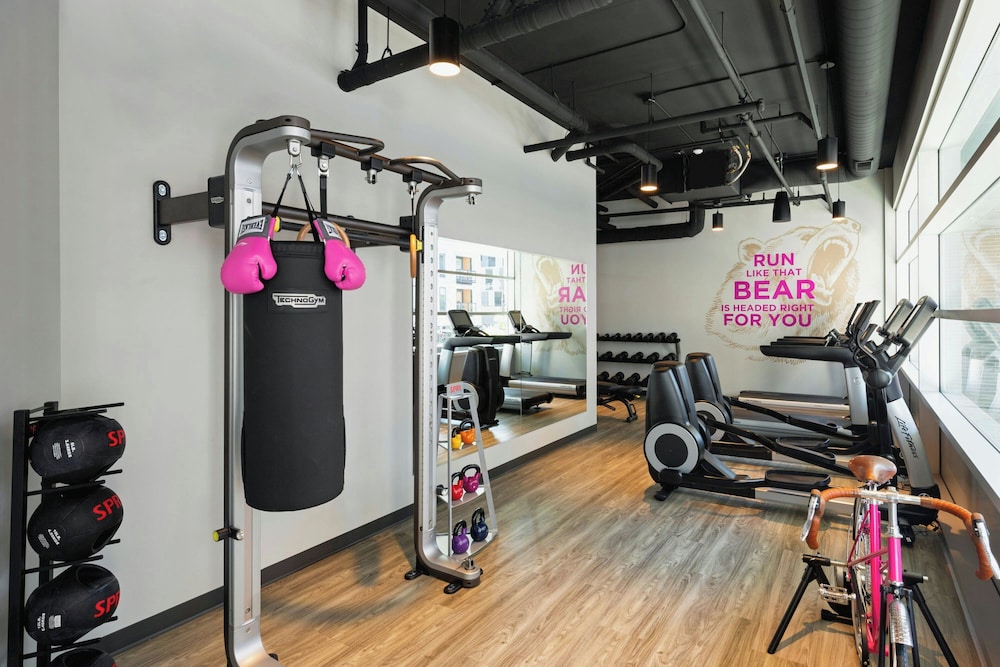 Moxy Minneapolis Downtown - photo 18
