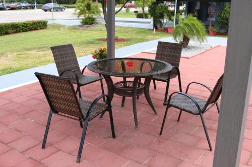 Travel Inn Fort Pierce - photo 70